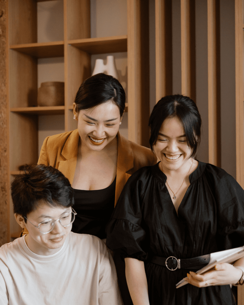 uni students in arriva apartment