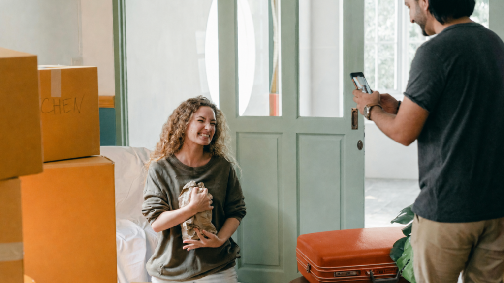 couple moving in